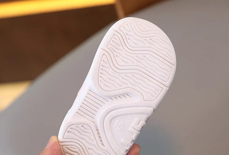 2025 New Baby Soft Sole Non-slip Mesh Breathable Fresh Cute Boys and Girls Comfortable Sport Leisure Toddler Walking Shoes
