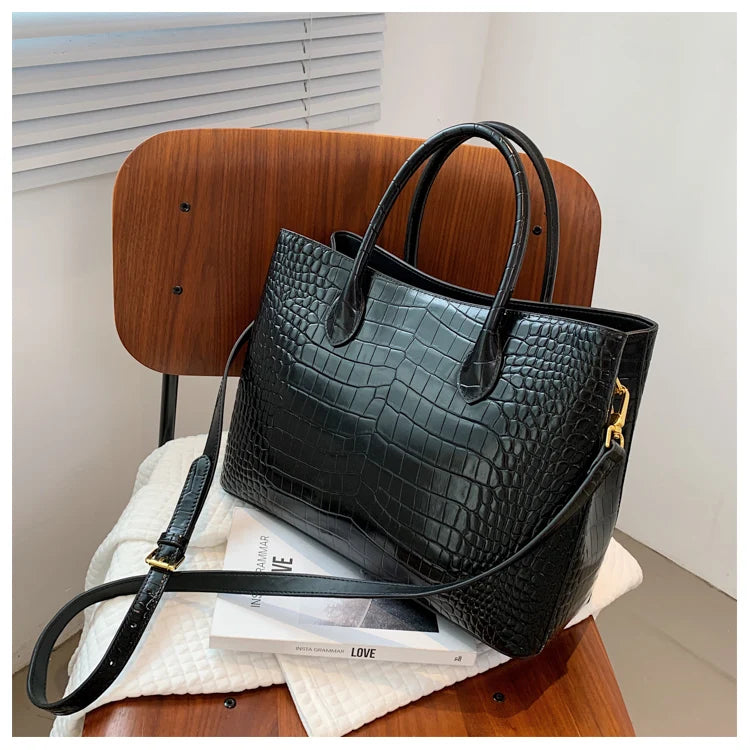 2024 New Crocodile Leather Women's Handbag Tote Bag Large Capacity Shoulder Messenger Bag Commuter Luxury Fashion Portable Bags