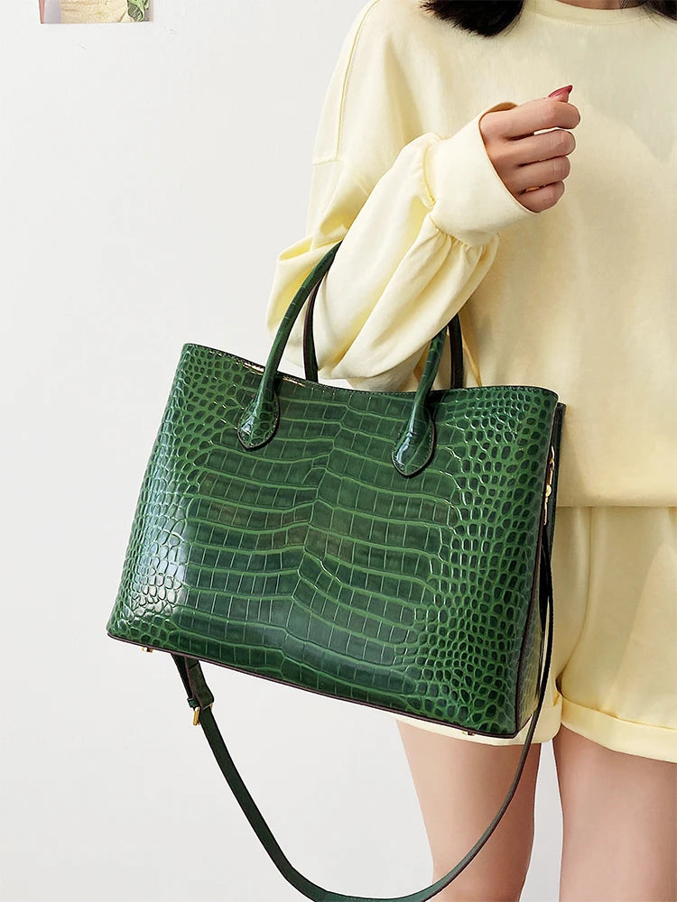 2024 New Crocodile Leather Women's Handbag Tote Bag Large Capacity Shoulder Messenger Bag Commuter Luxury Fashion Portable Bags