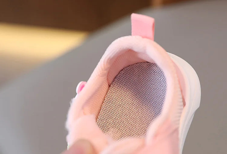 2025 New Baby Soft Sole Non-slip Mesh Breathable Fresh Cute Boys and Girls Comfortable Sport Leisure Toddler Walking Shoes