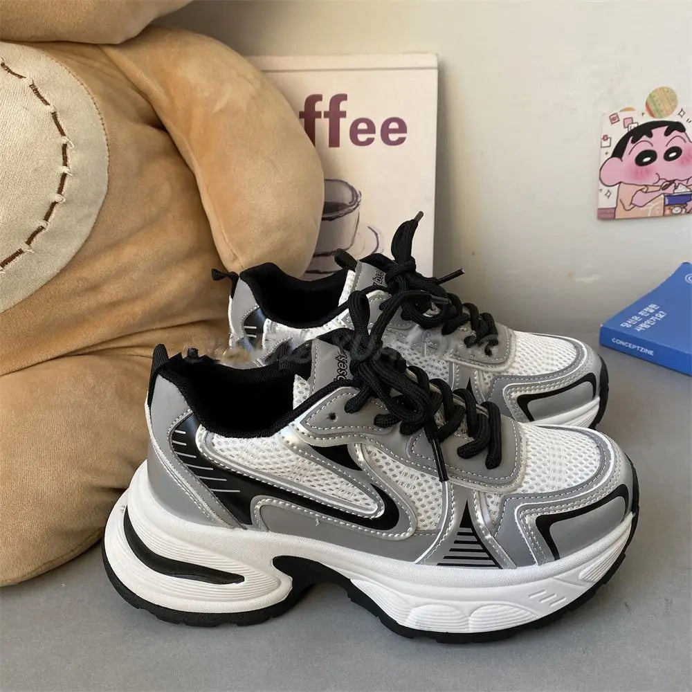 Women's Fashion Sneakers 2024 New Casual Running Sneakers Design Luxury Women's Shoes Breathable Tennis Shoes Platform Shoes